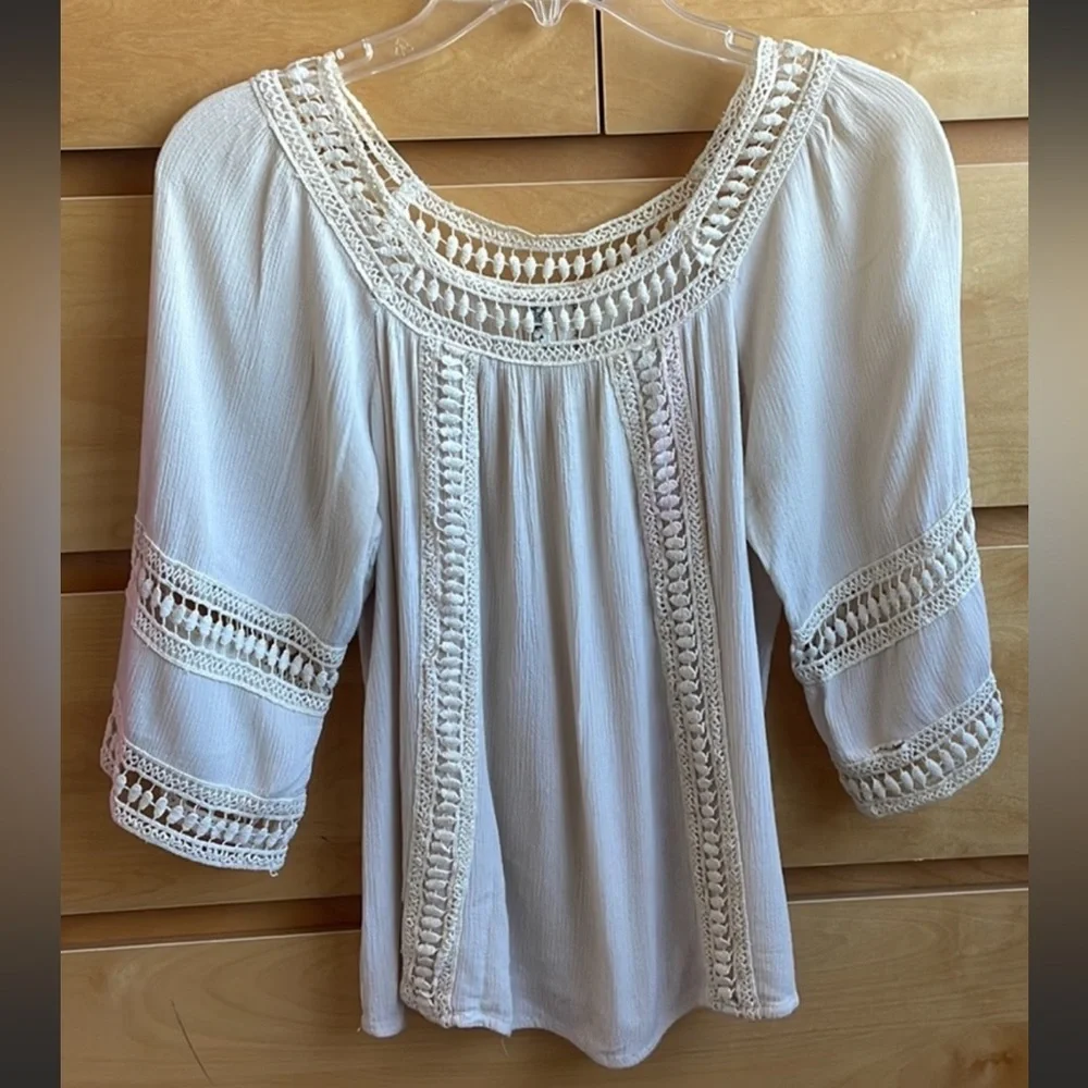Andree By Unit Blouse in size small